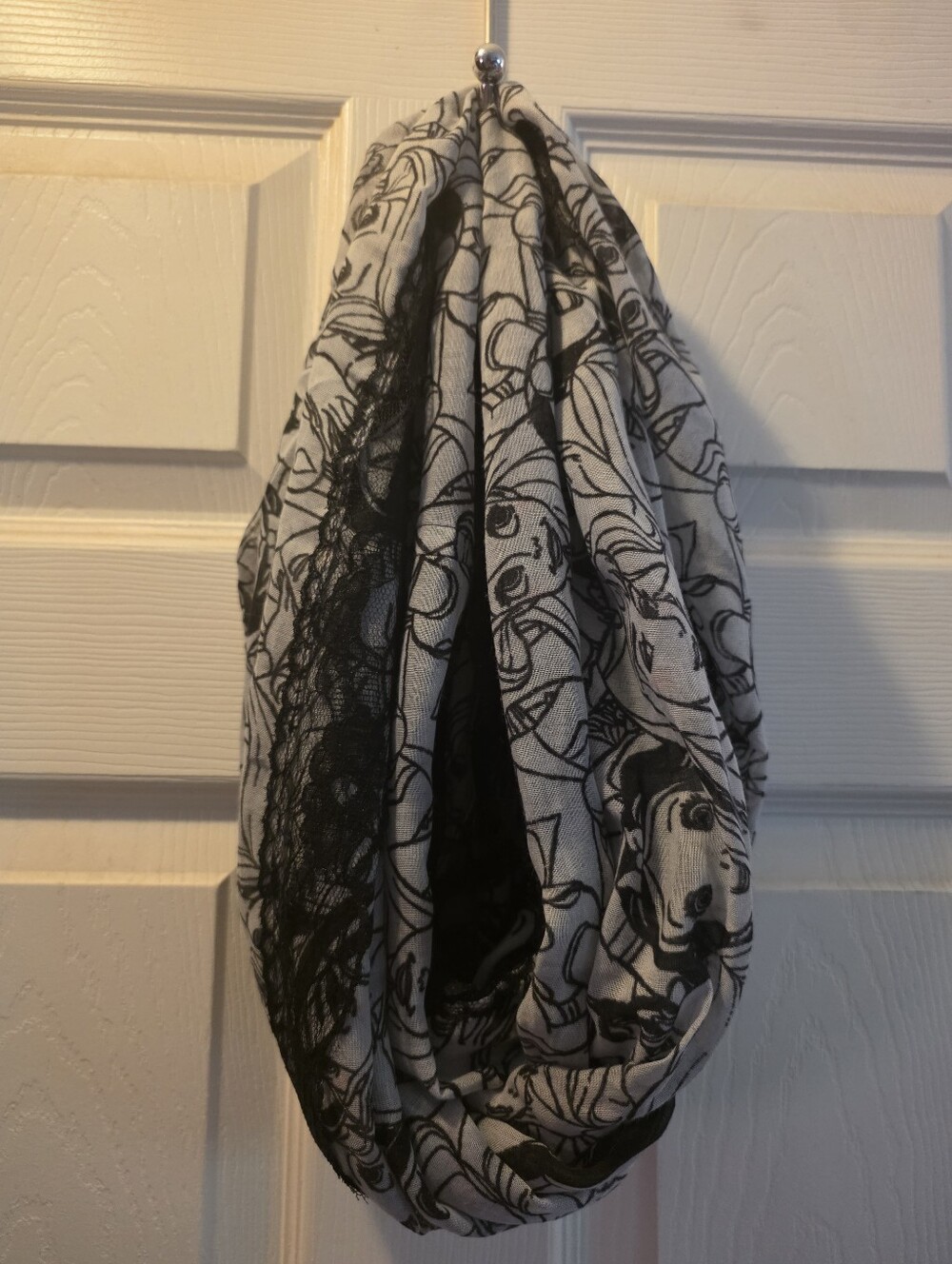 Loungefly Black Lace Trimmed Disney Princess loop Scarf